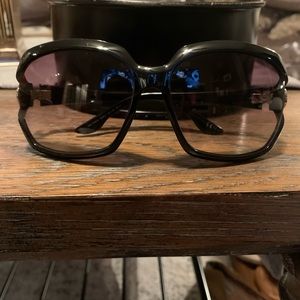 Gucci Black Sunglasses